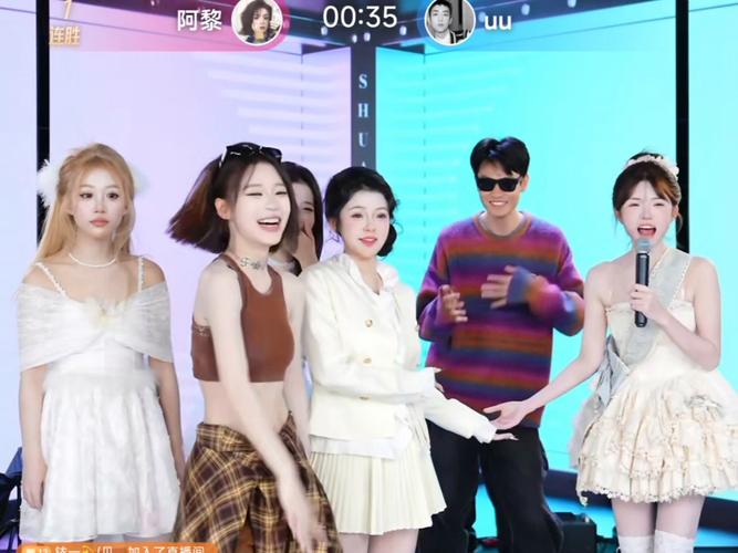 19岁主播揭团播内幕,做团播主播好做吗?