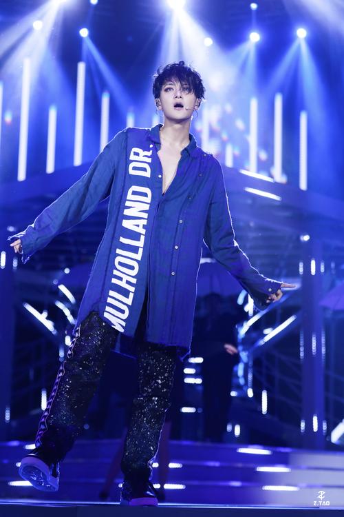 黄子韬手术缝了43针,山东的歌手都有谁?