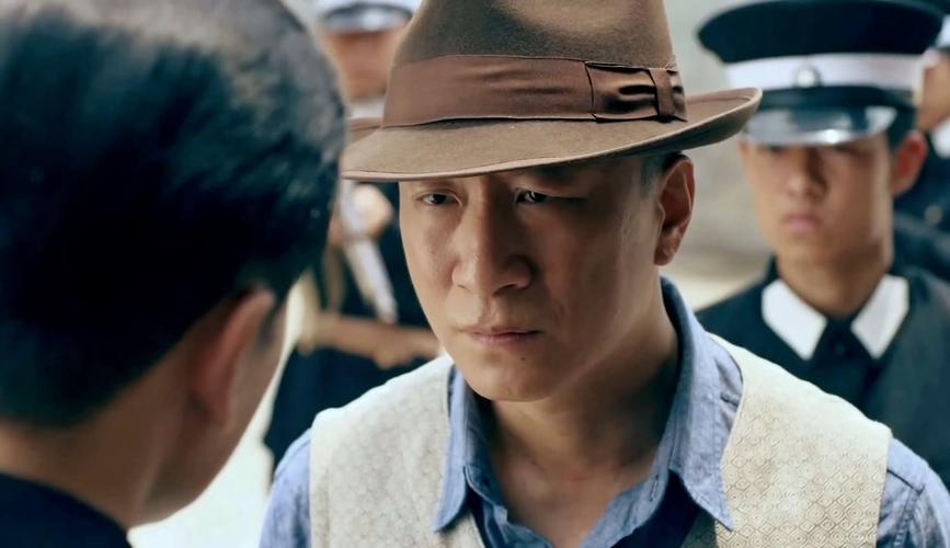 女童脑子被啃20个洞,一代枭雄导演脑子被狗吃了?